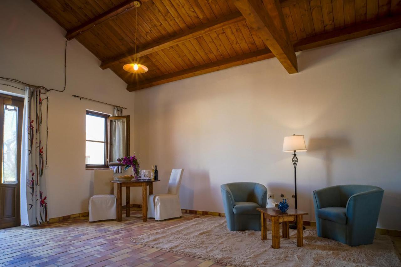 Masseria Crocco Montalbano Ionico Экстерьер фото
